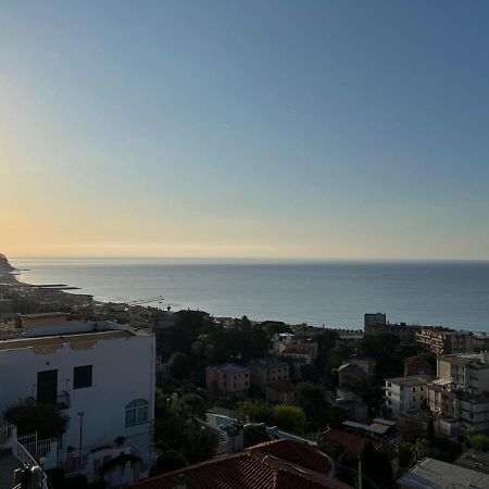 Joy Bed And Breakfast Albissola Marina Εξωτερικό φωτογραφία