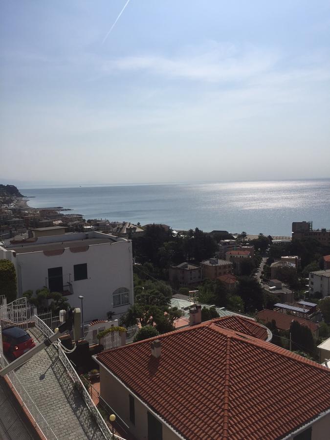 Joy Bed And Breakfast Albissola Marina Εξωτερικό φωτογραφία